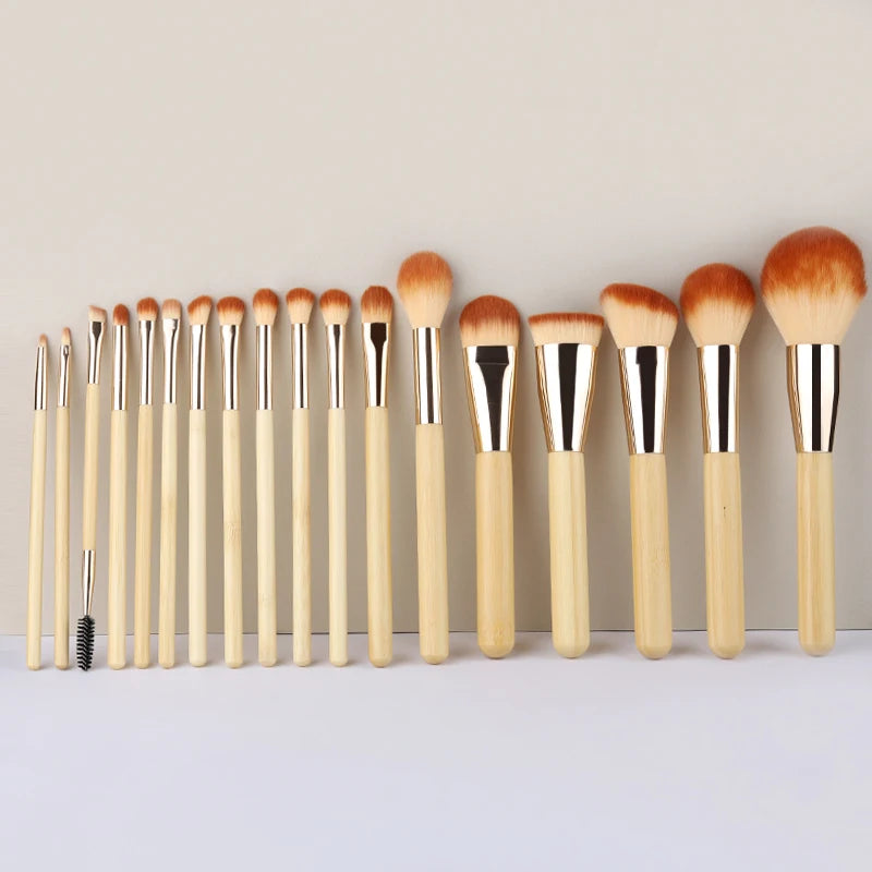 18 Piece Bamboo Makeup Brushes Eyeshadow Foundation Blush Set